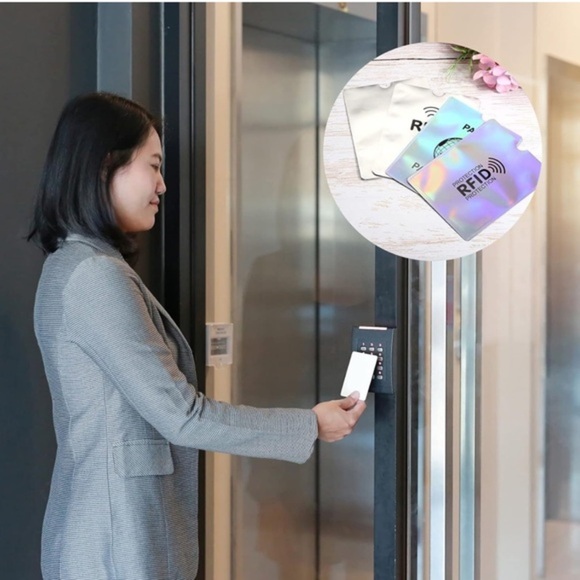 RFIS Protective Passport‎ Holder Set with Pattern Sleeves- 10 pack - Picture 5 of 6